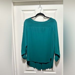 Loft- L/S- size small- green